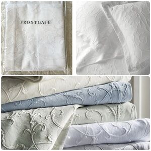 Frontgate Matelasse Egyptian Cotton Quilt Coverlet Queen
